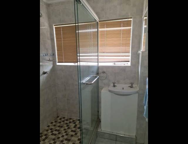 2 BEDROOM APARTMENT FOR SALE IN SASOLBURG CENTRAL